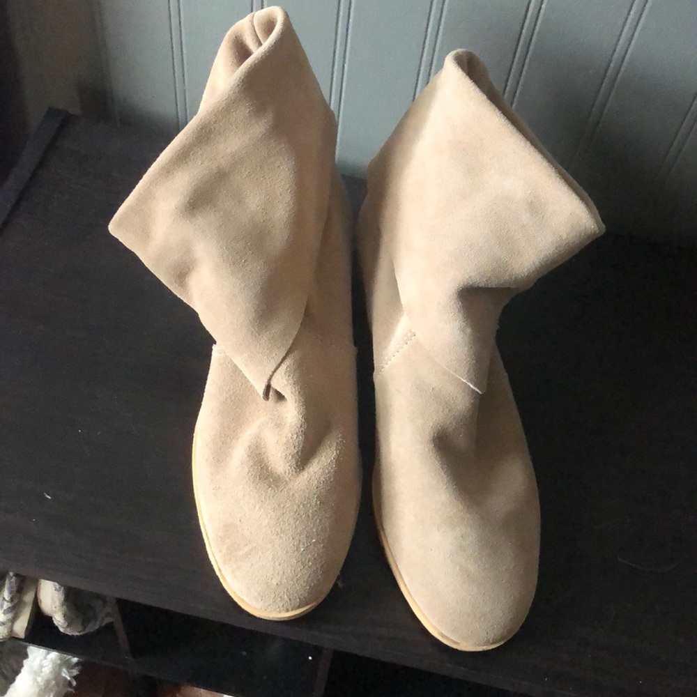 Vintage suede booties